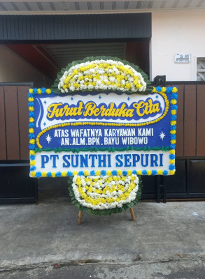Papan Bunga Duka di Kombeng