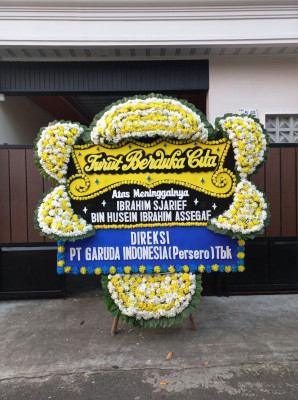 Papan Bunga Duka di Kombeng